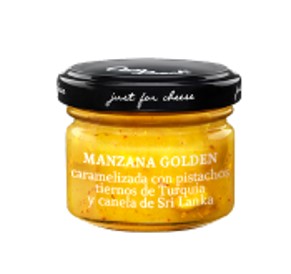 Manzana Golden Caramelizada con Pistachos Tiernos de Turquía y Canela de Sri Lanka